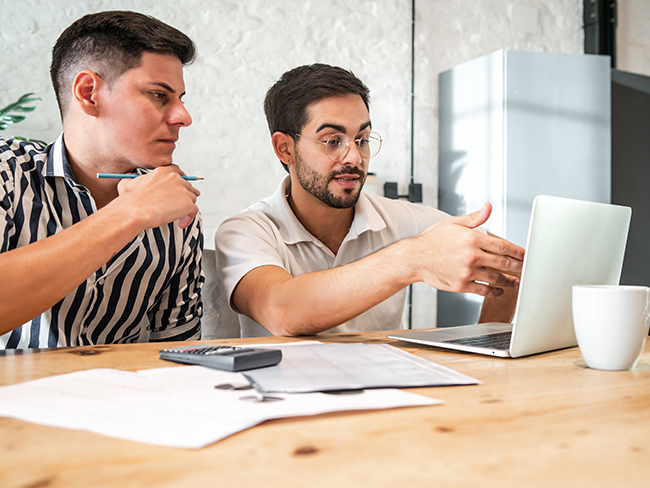 Pros-and-Cons-of-Freelance-Web-Designers